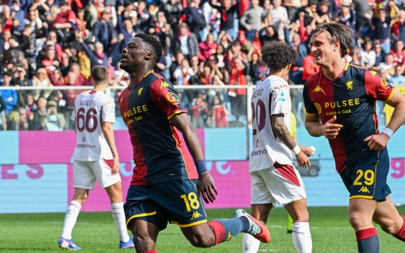Genoa 3-0 Torino Genoa thăng hoa – Torino vỡ trận sau tấm thẻ đỏ