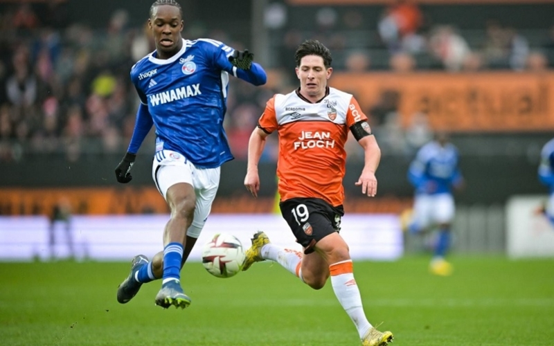 Phân tích chiến thuật của hai huấn luyện viên