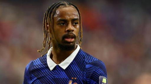 Bradley Barcola trưởng thành từ Lyon trước khi vươn đến đỉnh cao