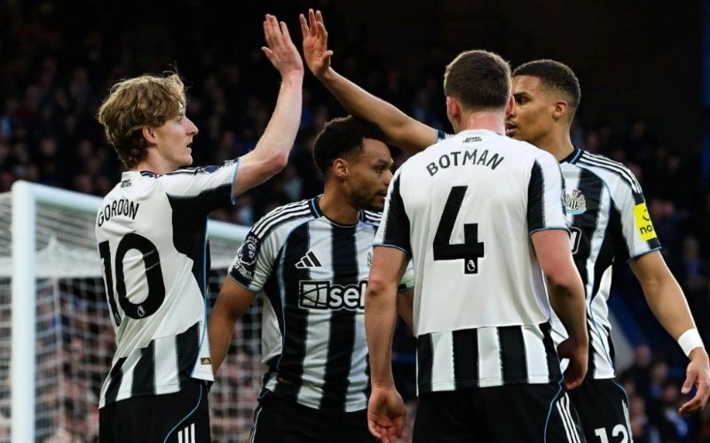 Chiến lược tái thiết bài bản dưới bàn tay kiến trúc sư Eddie Howe