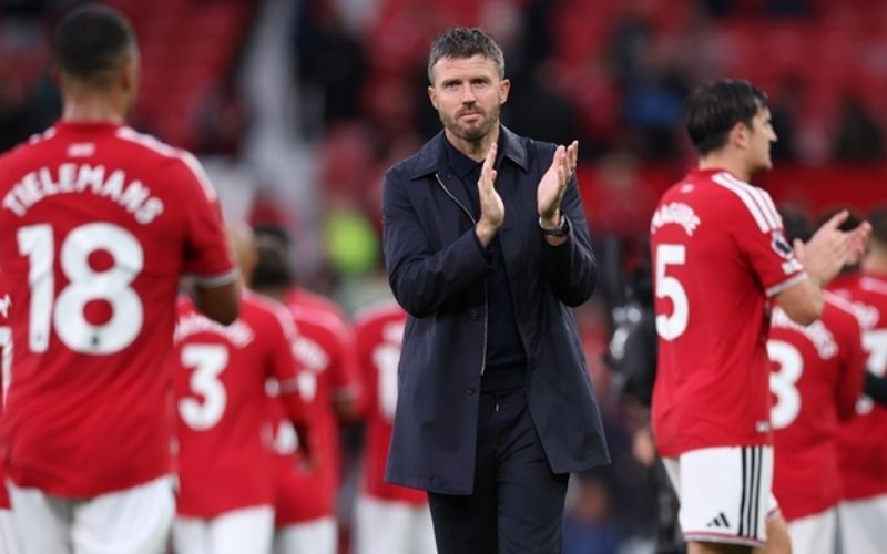 Manchester United nỗ lực tìm kiếm ánh sáng cuối đường hầm sau giai đoạn khủng hoảng